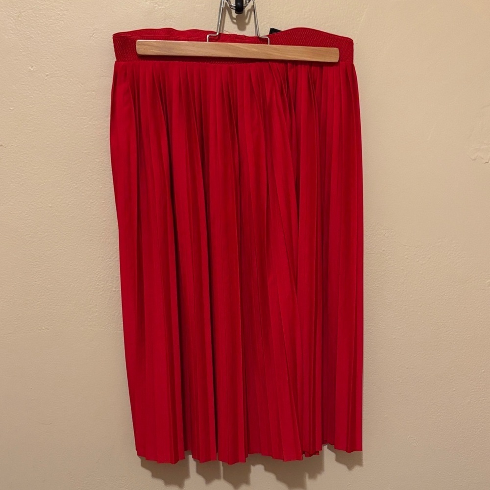 Divided Vibrant Red A-Line Skirt